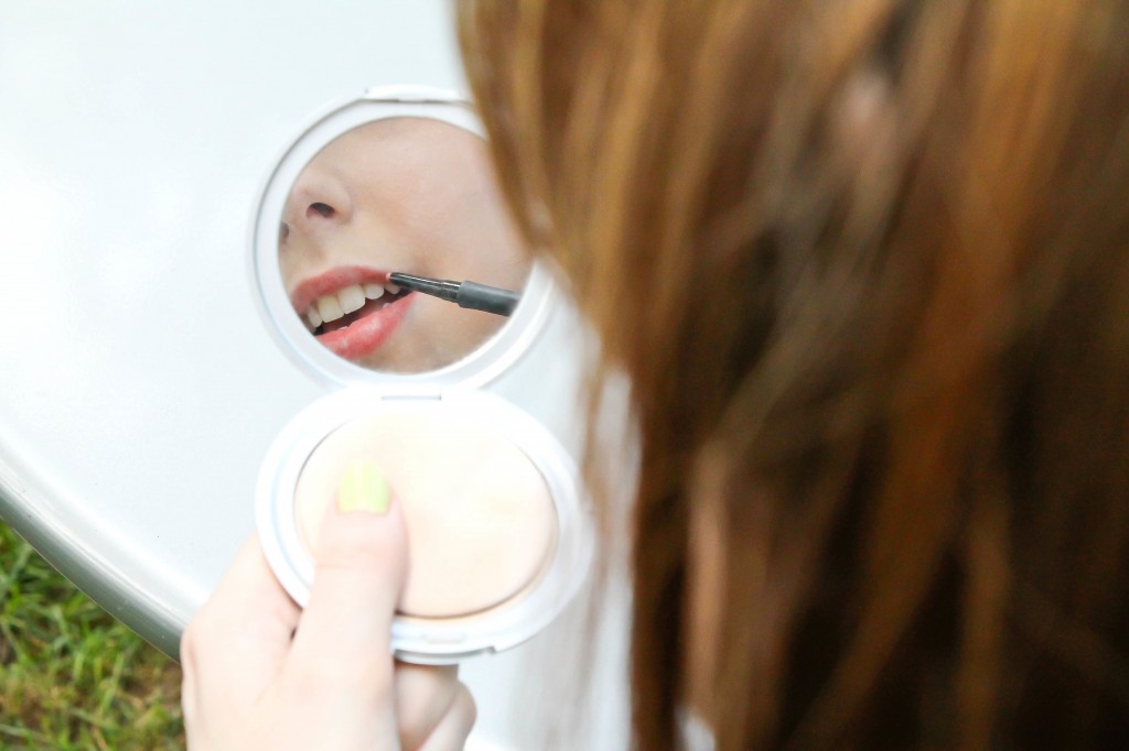 how to wear a coral lip 